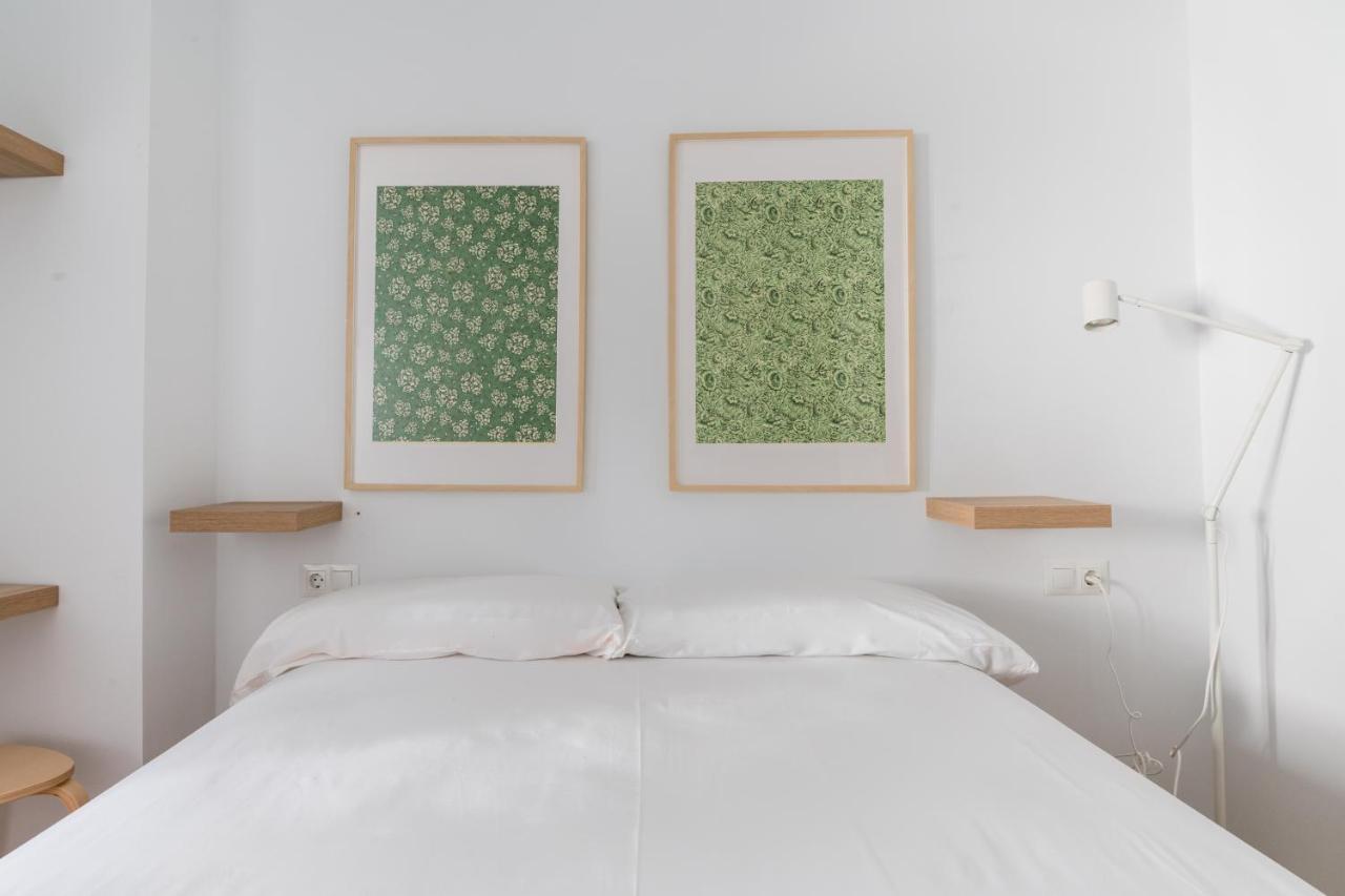Holi-Rent Pureza Apartment Seville Ngoại thất bức ảnh