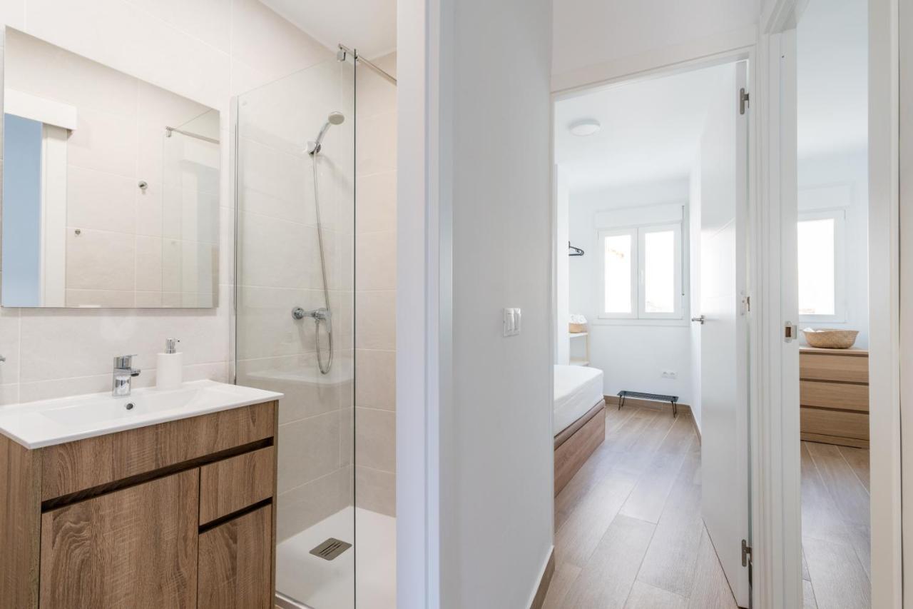 Holi-Rent Pureza Apartment Seville Ngoại thất bức ảnh