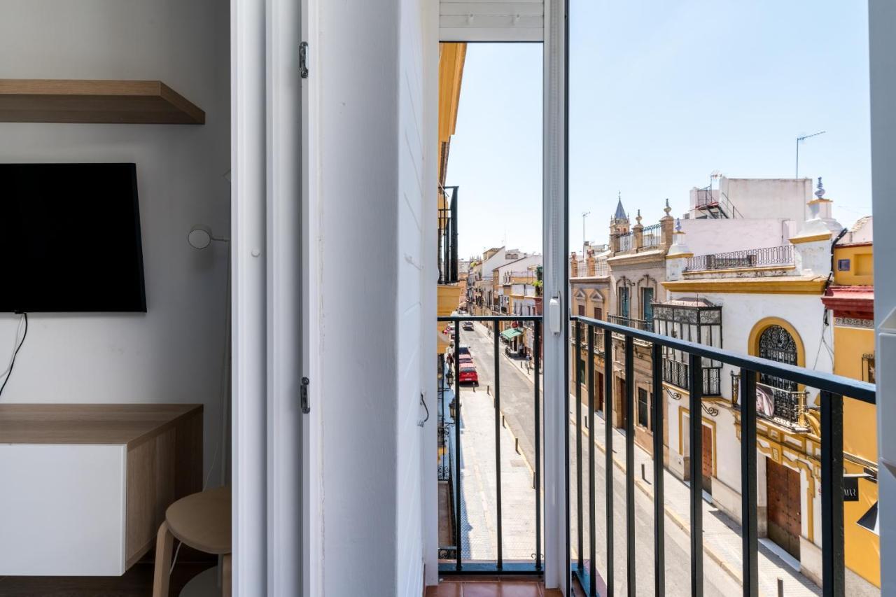 Holi-Rent Pureza Apartment Seville Ngoại thất bức ảnh