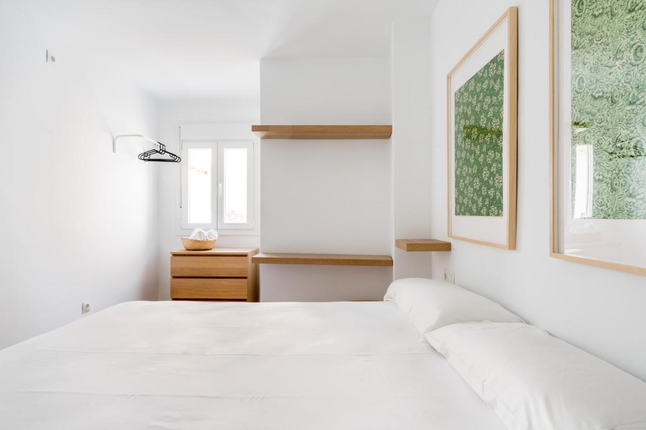 Holi-Rent Pureza Apartment Seville Ngoại thất bức ảnh